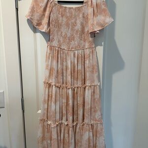 Ivy City Floral Peach Midi Dress